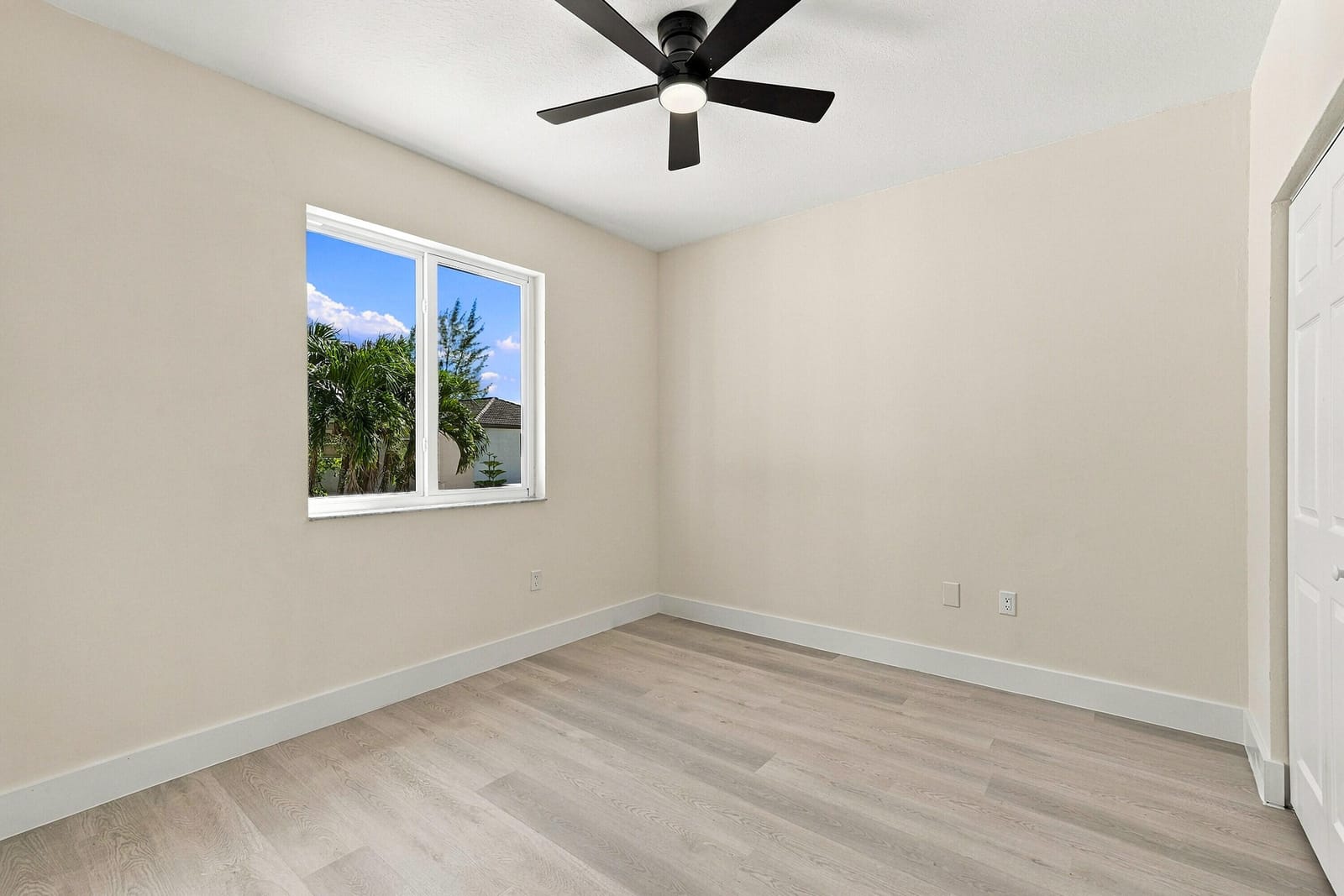 1888 SE 14TH Street, Homestead, FL 33035 photo 24