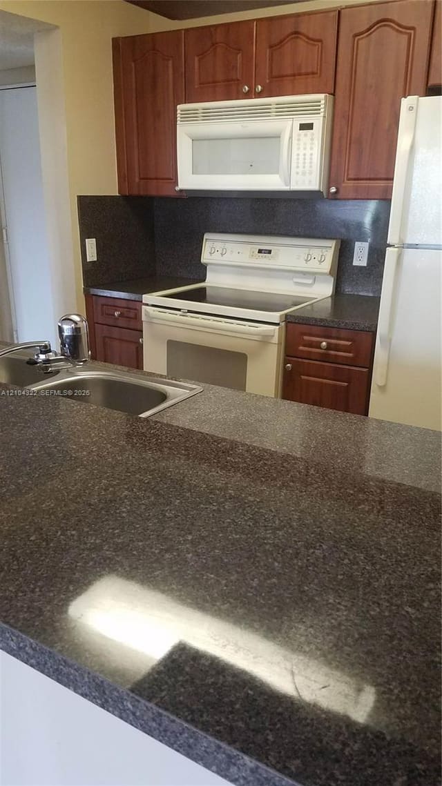 8120 Geneva Court 553, Doral, FL 33166