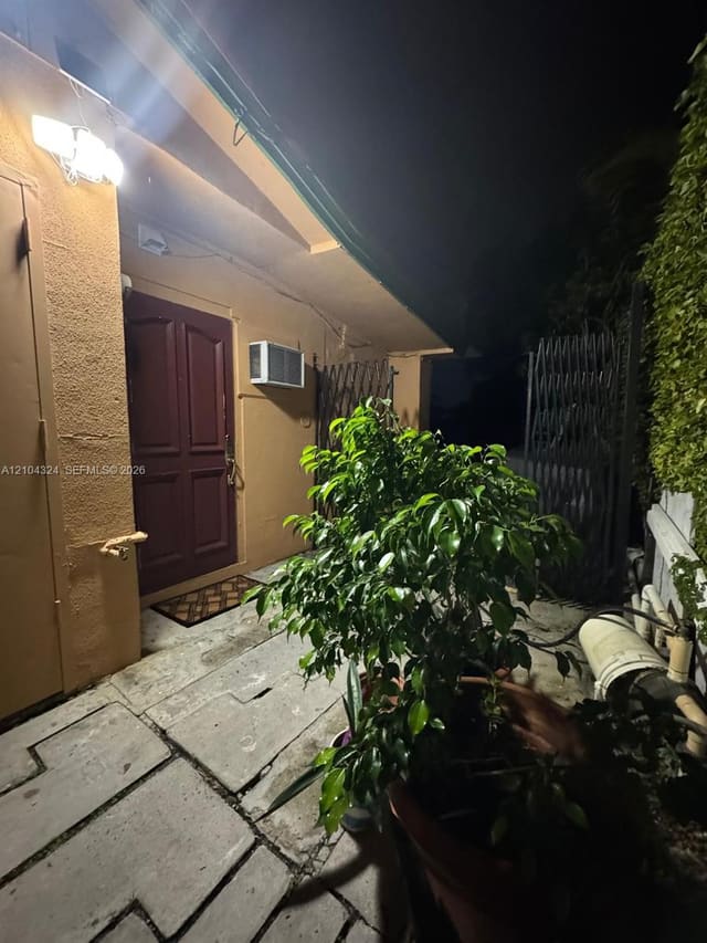89xx SW 83rd Street 1, Miami, FL 33173