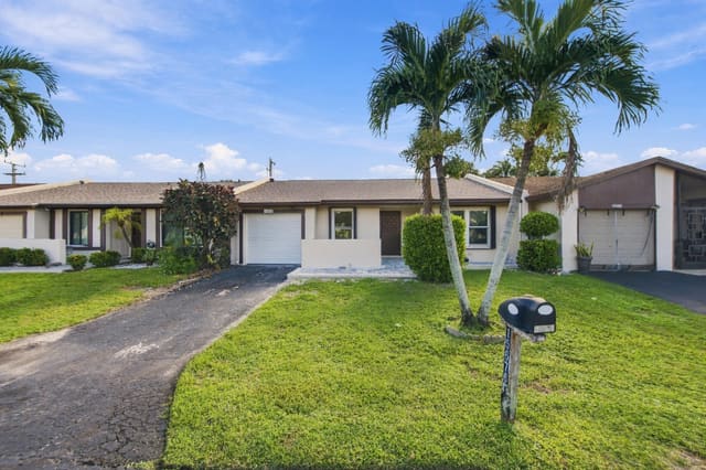 15676 BOTTLEBRUSH Circle, Delray Beach, FL 33484