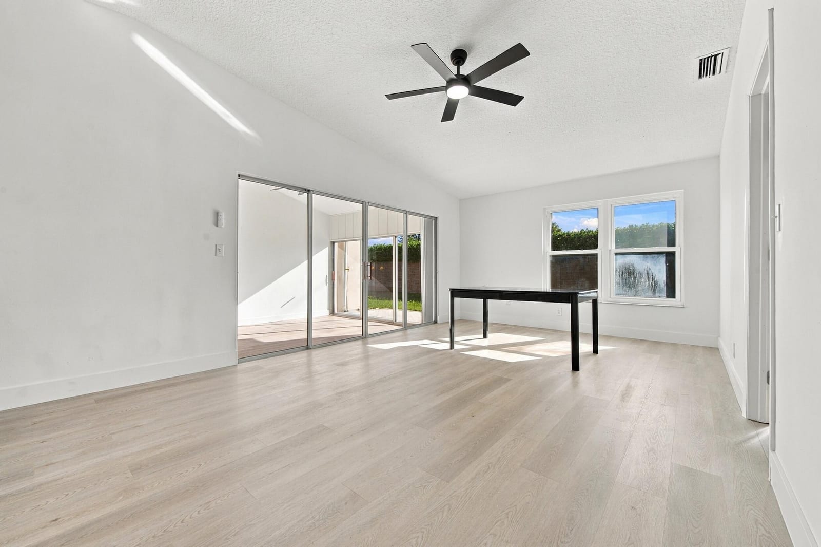 15676 BOTTLEBRUSH Circle — photo 7