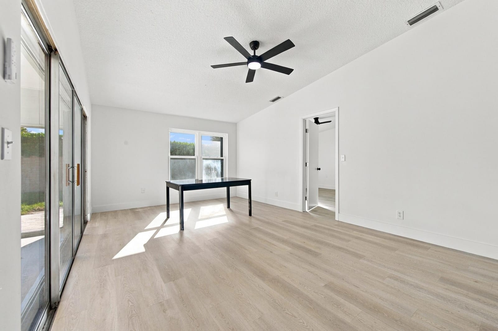 15676 BOTTLEBRUSH Circle — photo 8