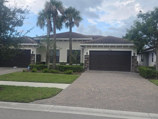 19562 Weathervane Way, Loxahatchee, FL 33470