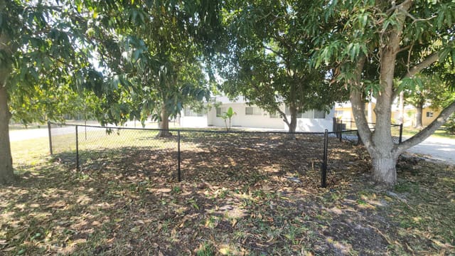 198 SE 27th Court W, Boynton Beach, FL 33435