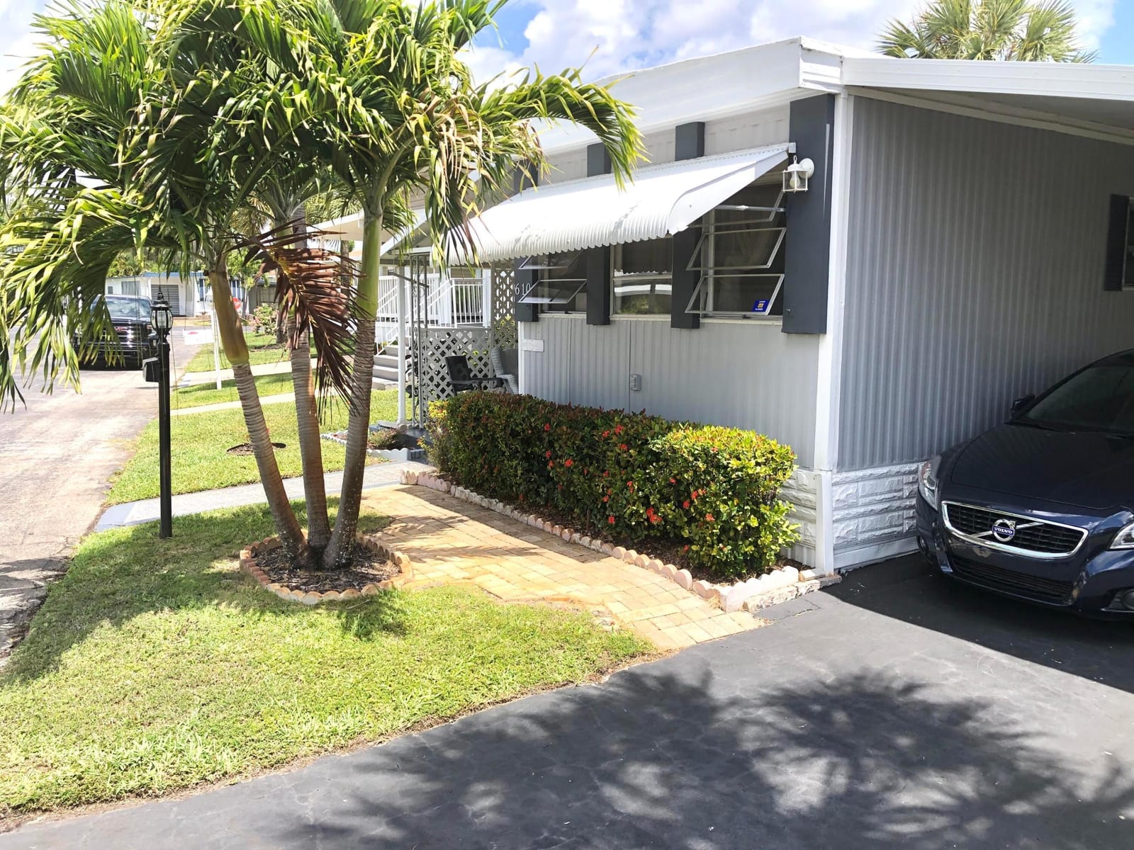 610 FRANGIPANI Lane, Deerfield Beach, FL 33442 photo 2