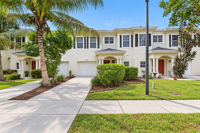 4102 Emerald Vista 4102, Lake Worth, FL 33461