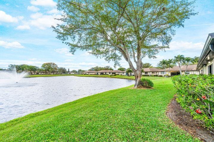 4948 Equestrian Circle B — photo 7