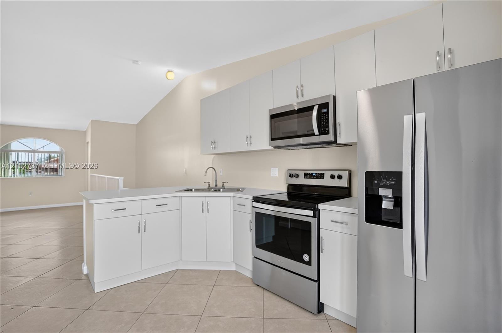 6989 W 36th Avenue 202, Hialeah, FL 33018