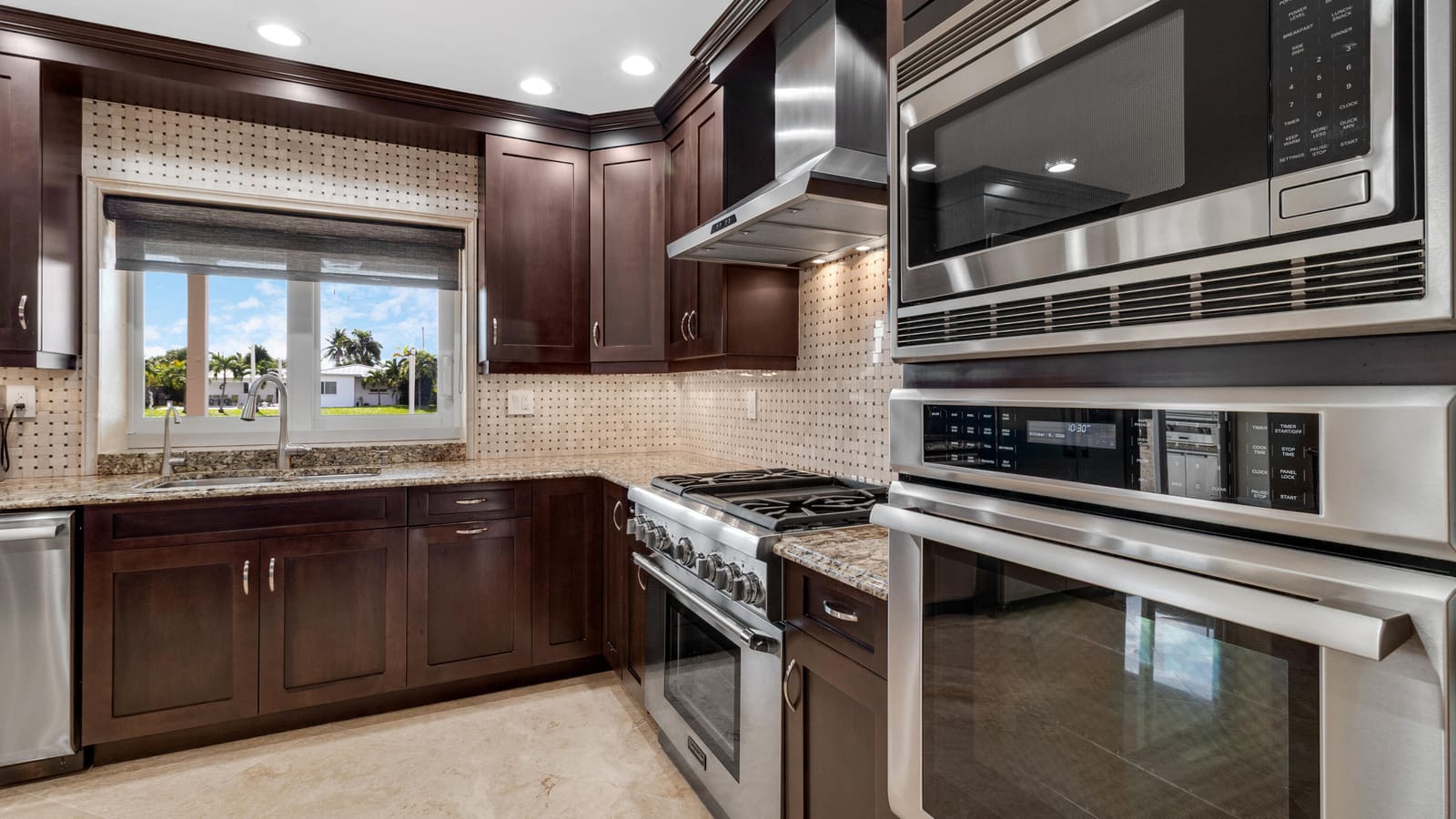 750 SE 7TH Avenue, Pompano Beach, FL 33060 photo 8