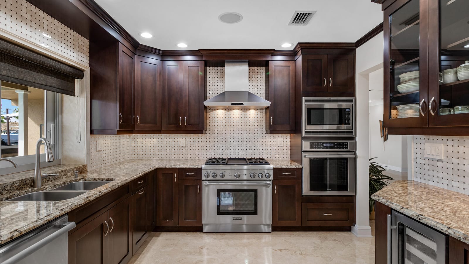 750 SE 7TH Avenue, Pompano Beach, FL 33060 photo 9