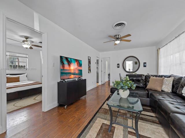 1418 N 16th Avenue 1418, Hollywood, FL 33020