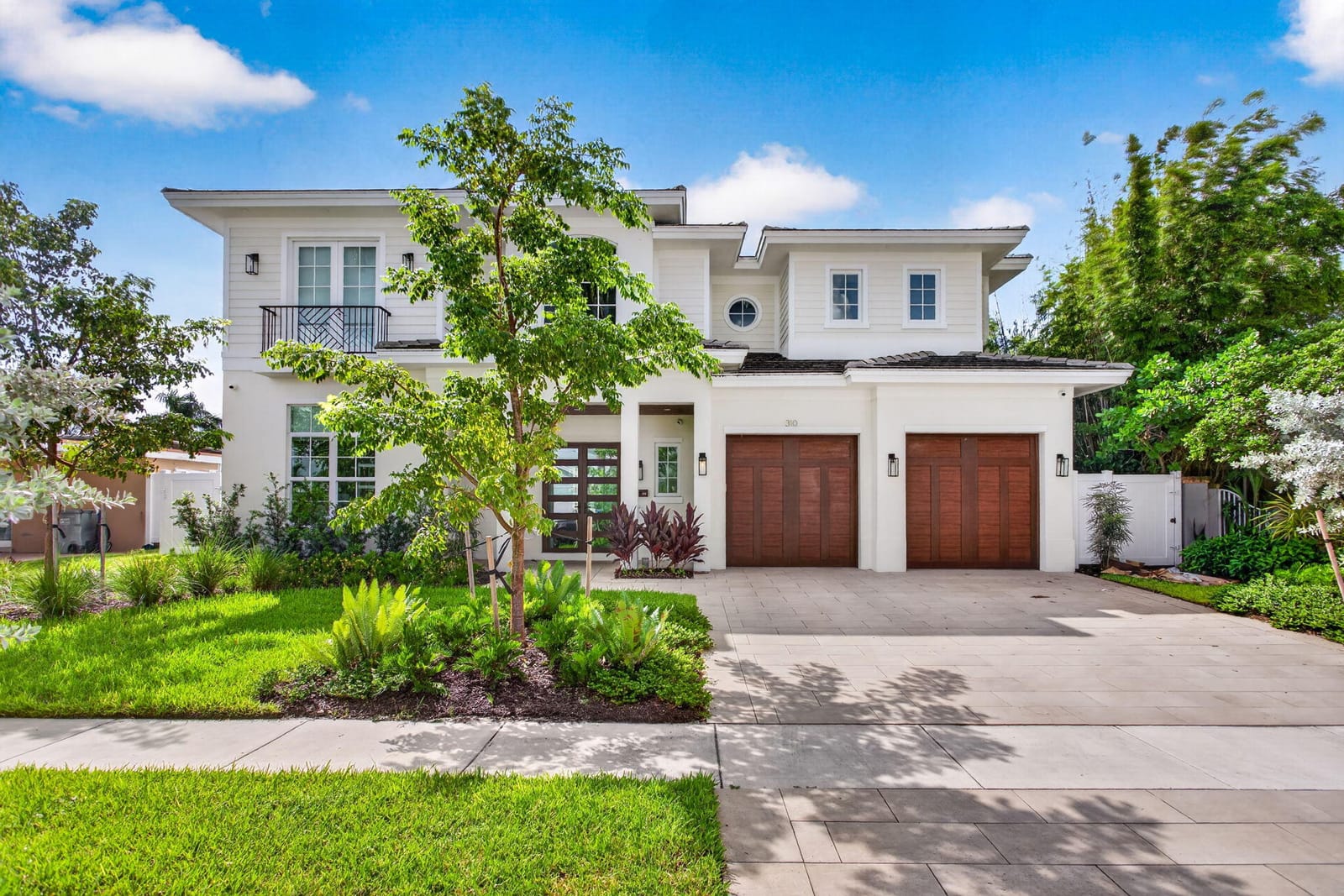 310 SE 9TH Court, Pompano Beach, FL 33060 photo 1