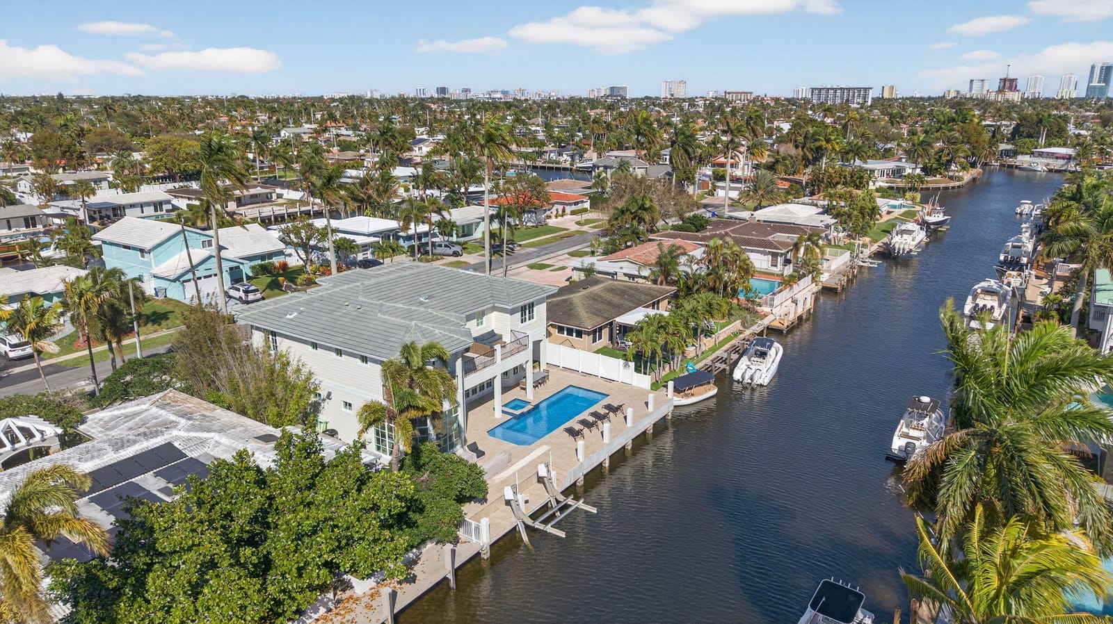 310 SE 9TH Court, Pompano Beach, FL 33060 photo 18