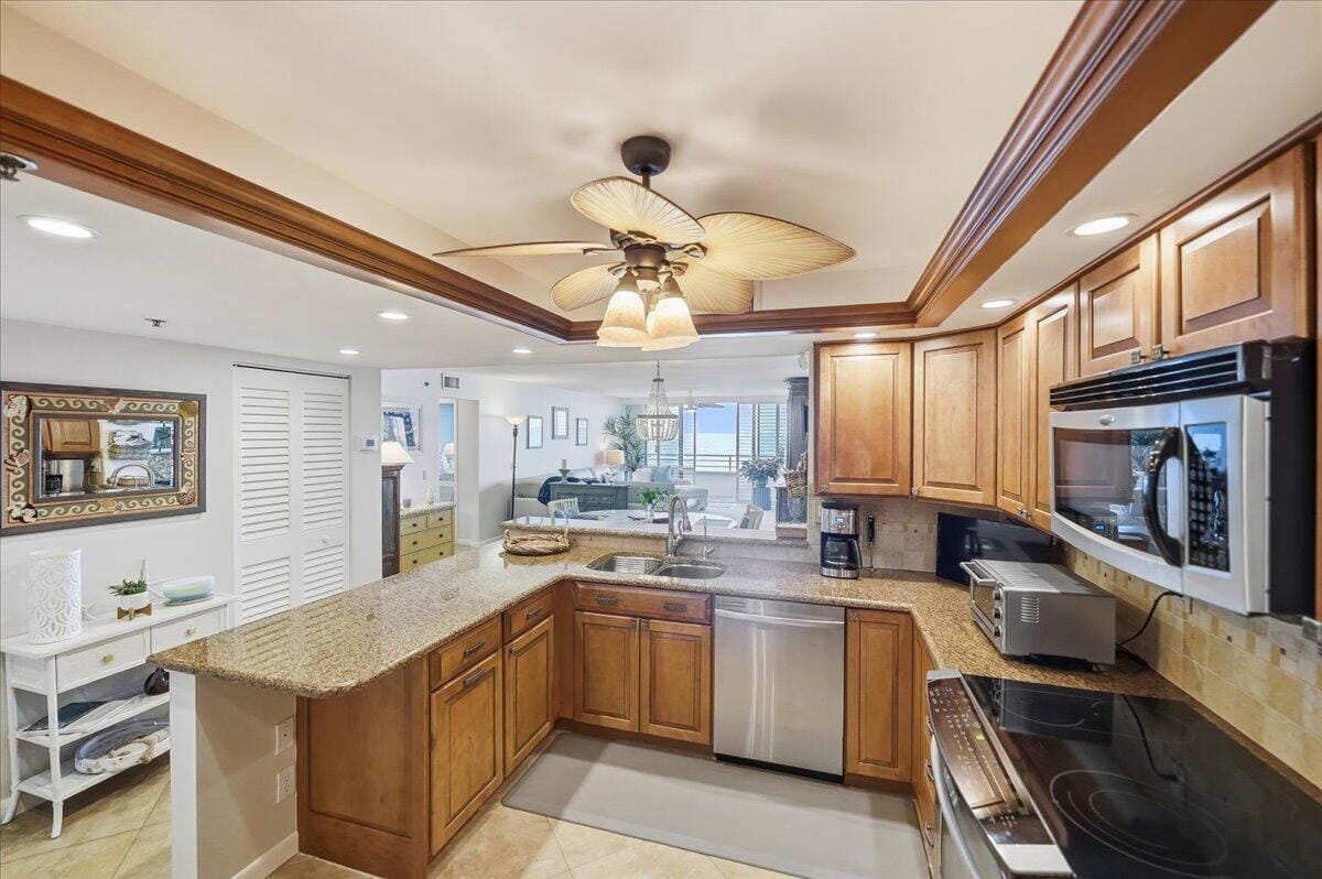 9950 S OCEAN Drive 604 — photo 5