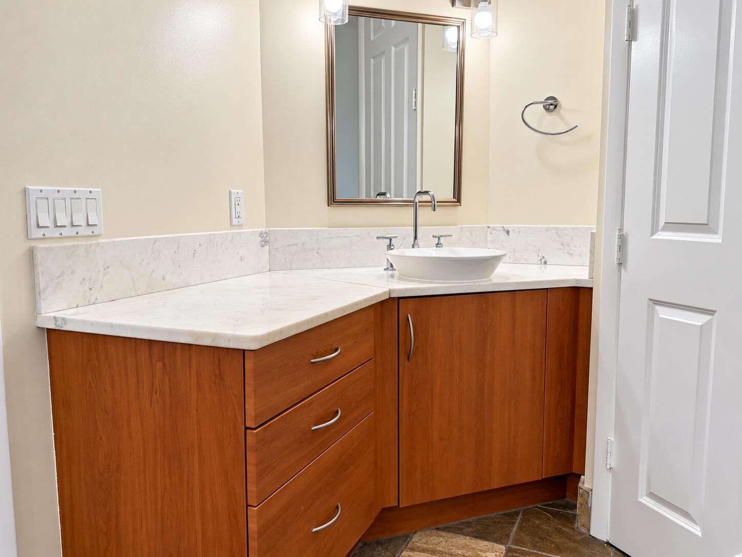 2633 NE 14TH Avenue 109, Wilton Manors, FL 33334 photo 23
