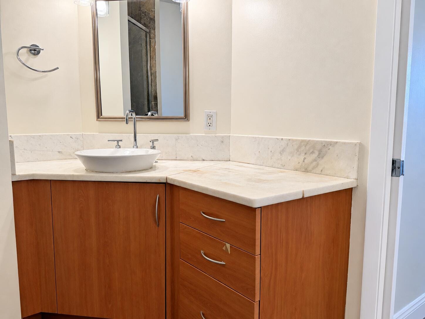 2633 NE 14TH Avenue 109, Wilton Manors, FL 33334 photo 24