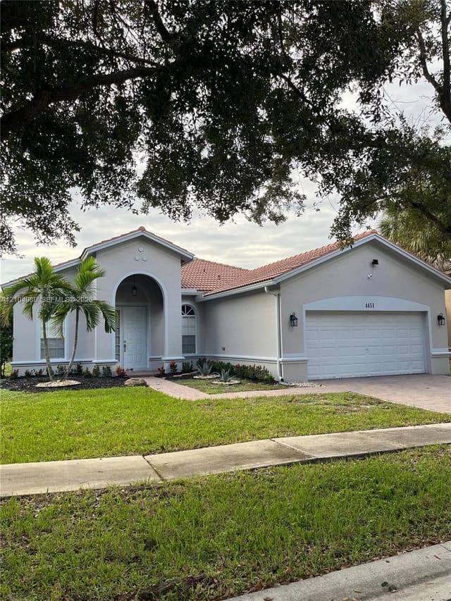 4451 Laurel Place 4451, Weston, FL 33332