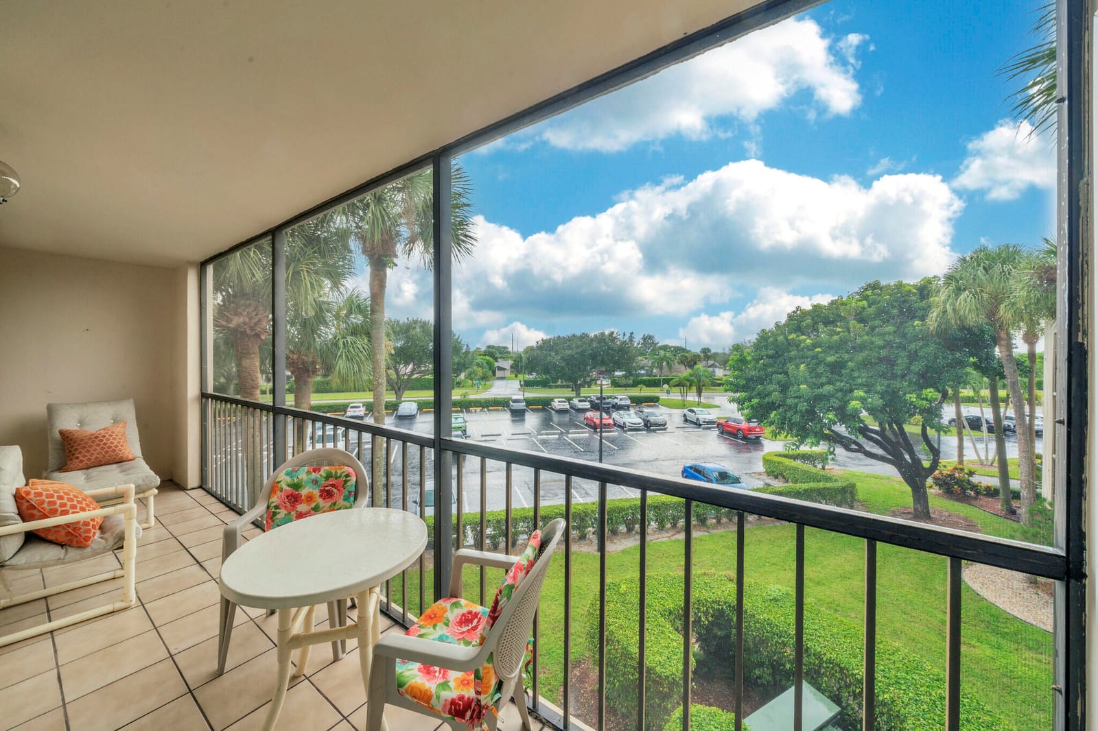 5280 LAS VERDES Circle 320 — photo 11
