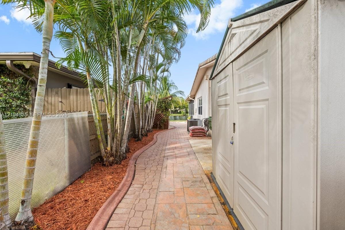 11031 NW 22nd Street, Pembroke Pines, FL 33026 photo 17