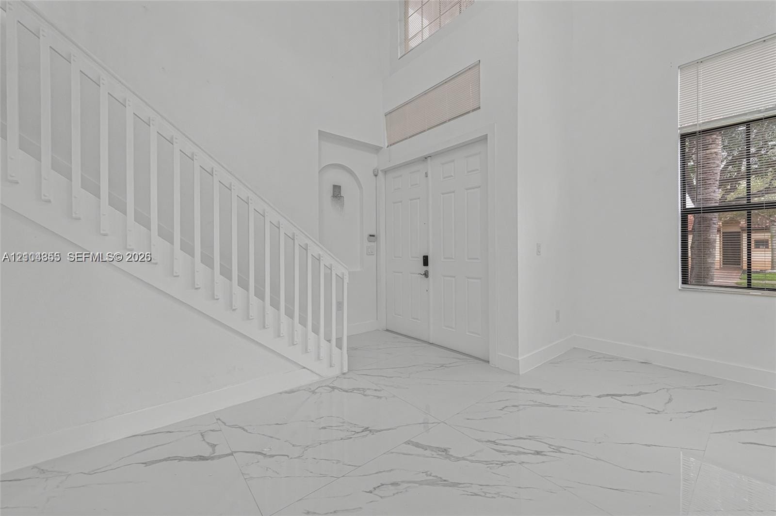 642 SE 37th Place — photo 3