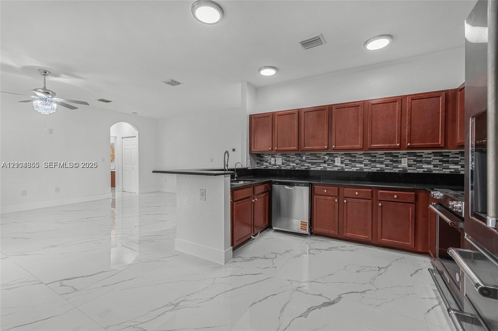 642 SE 37th Place — photo 8