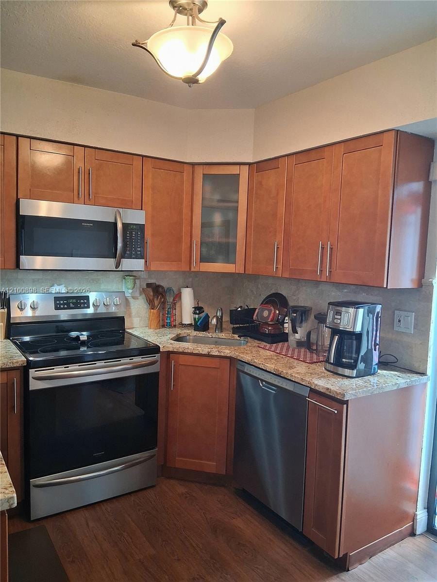 108 Wimbledon Lake Drive, Plantation, FL 33324 photo 17