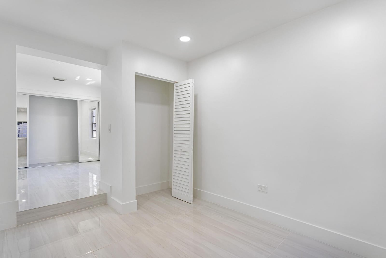 5510 SW 2nd Street — photo 12