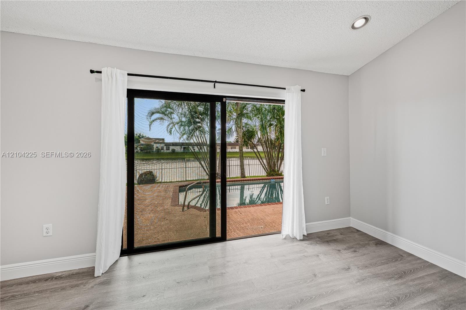 13740 Oak Ridge Drive, Davie, FL 33325 photo 18