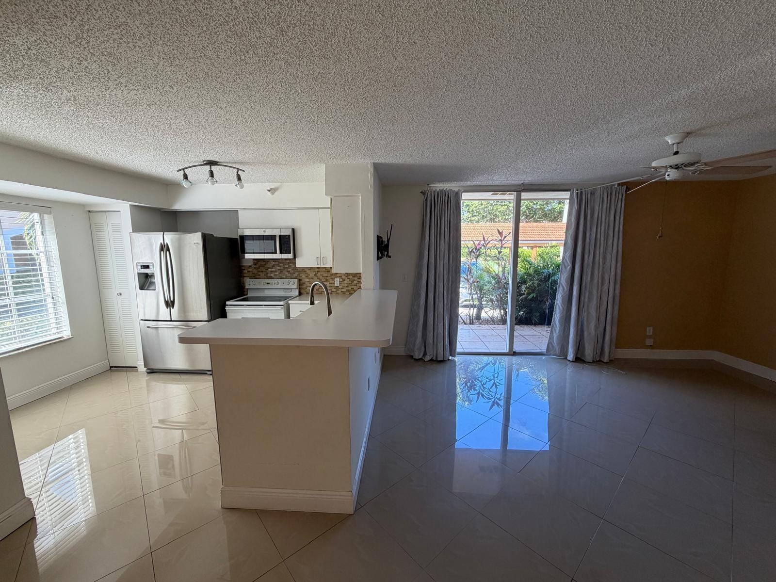 123 Yacht Club Way 111, Hypoluxo, FL 33462 photo 5