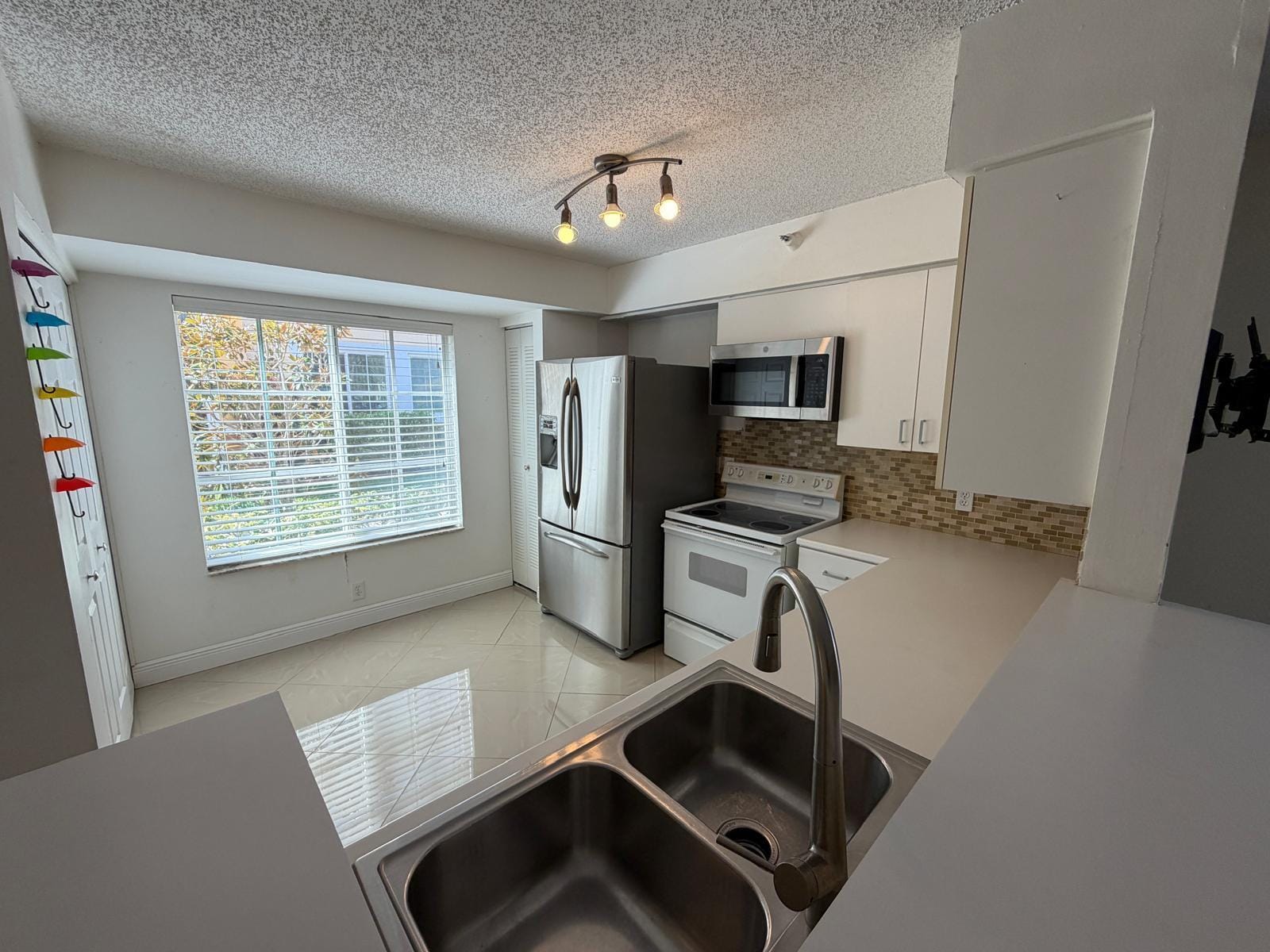 123 Yacht Club Way 111, Hypoluxo, FL 33462 photo 9