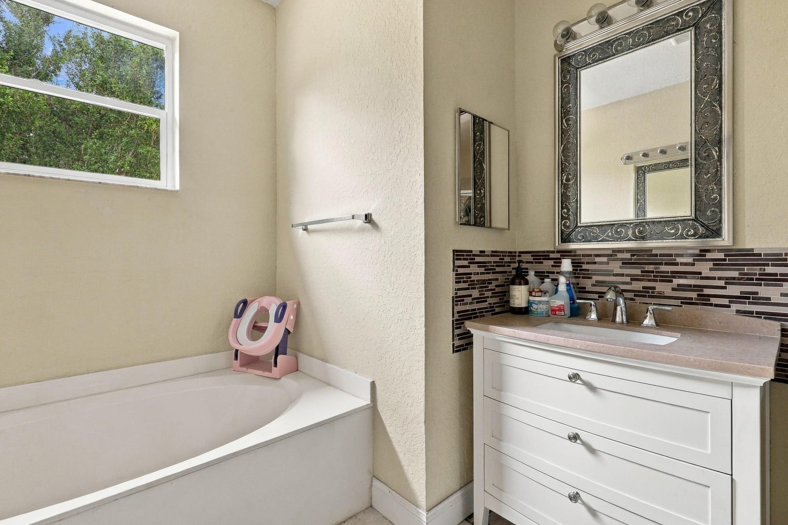 1086 NW LEONARDO Circle, Port St. Lucie, FL 34986 photo 27