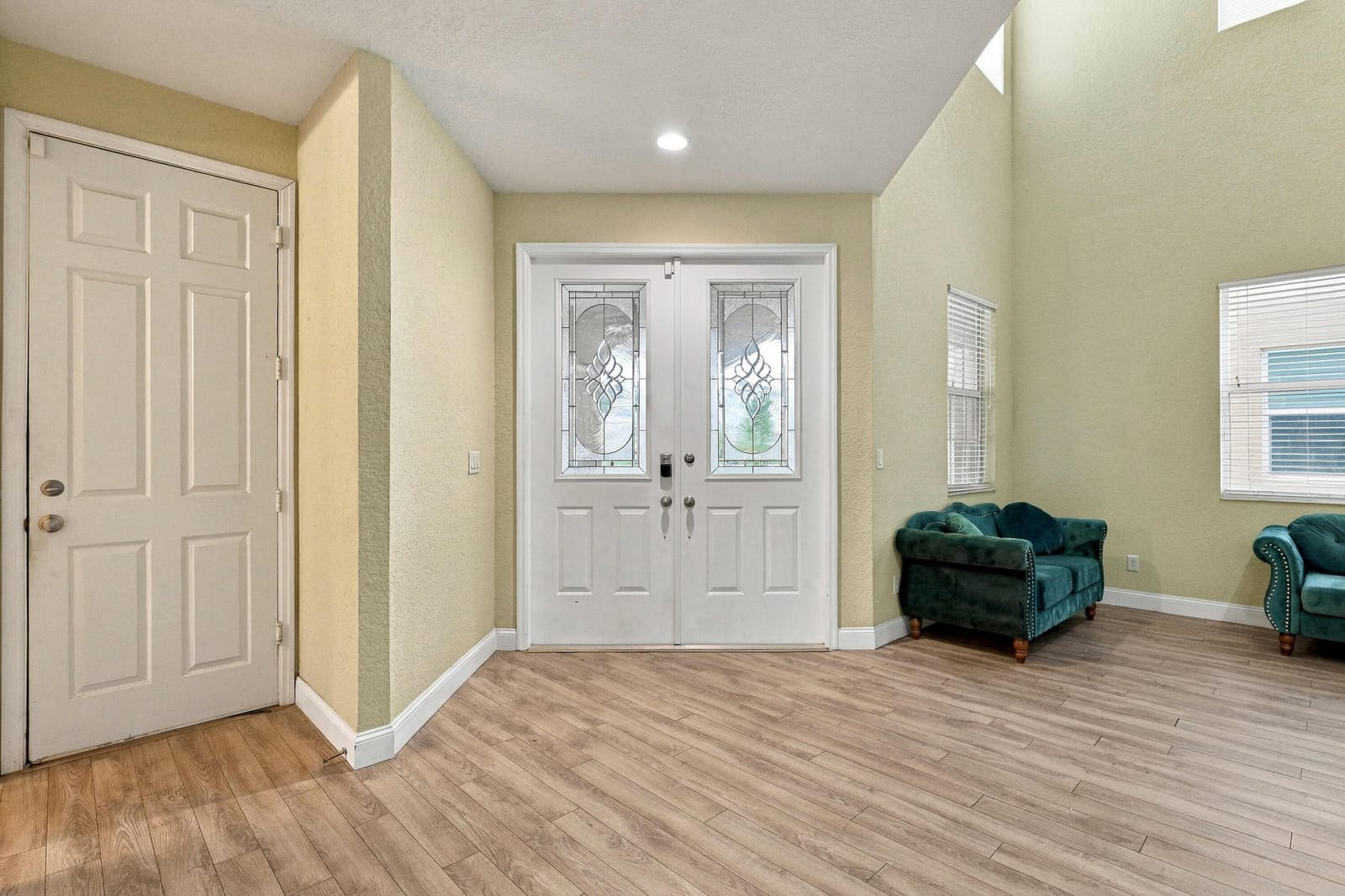1086 NW LEONARDO Circle, Port St. Lucie, FL 34986 photo 7