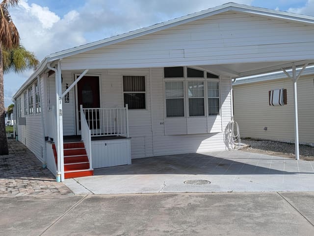 6547 SE 53RD Street, Okeechobee, FL 34974