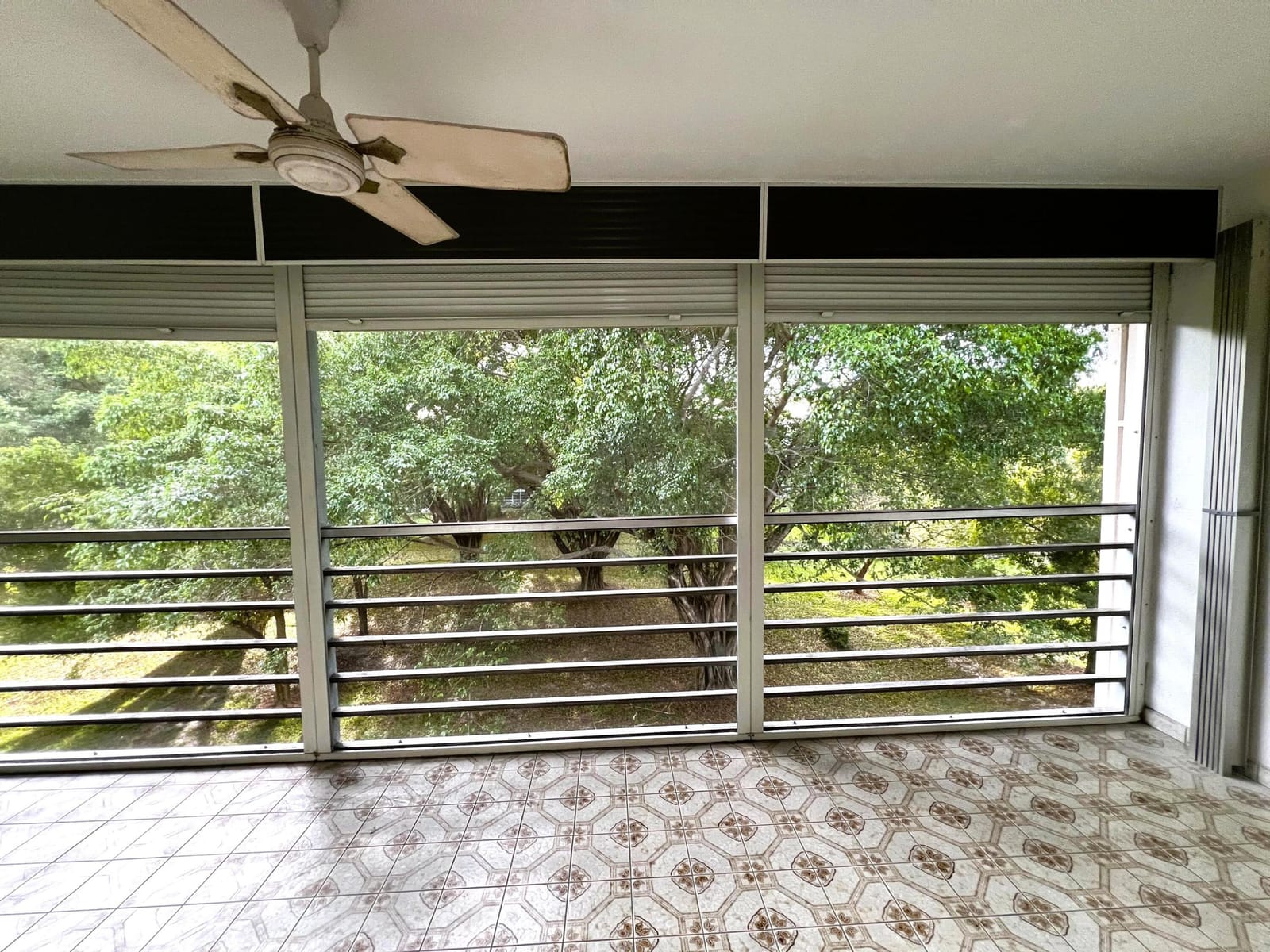 2403 Antigua Circle J4, Coconut Creek, FL 33066 photo 10