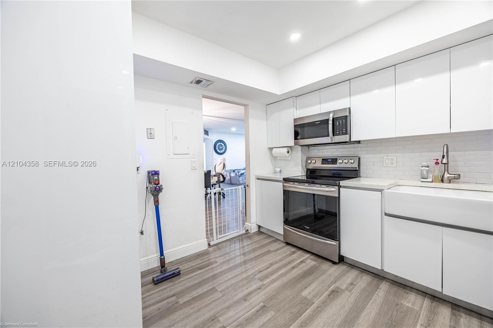 6061 N Falls Cir Drive 407, Lauderhill, FL 33319 photo 2