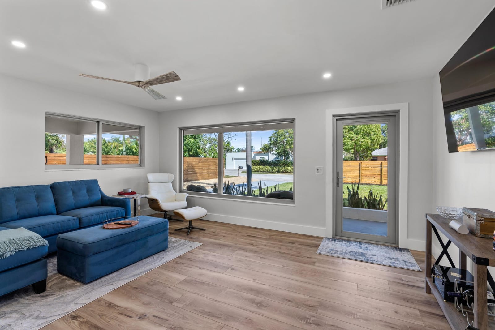 918 SE 3RD Avenue, Delray Beach, FL 33483 photo 18