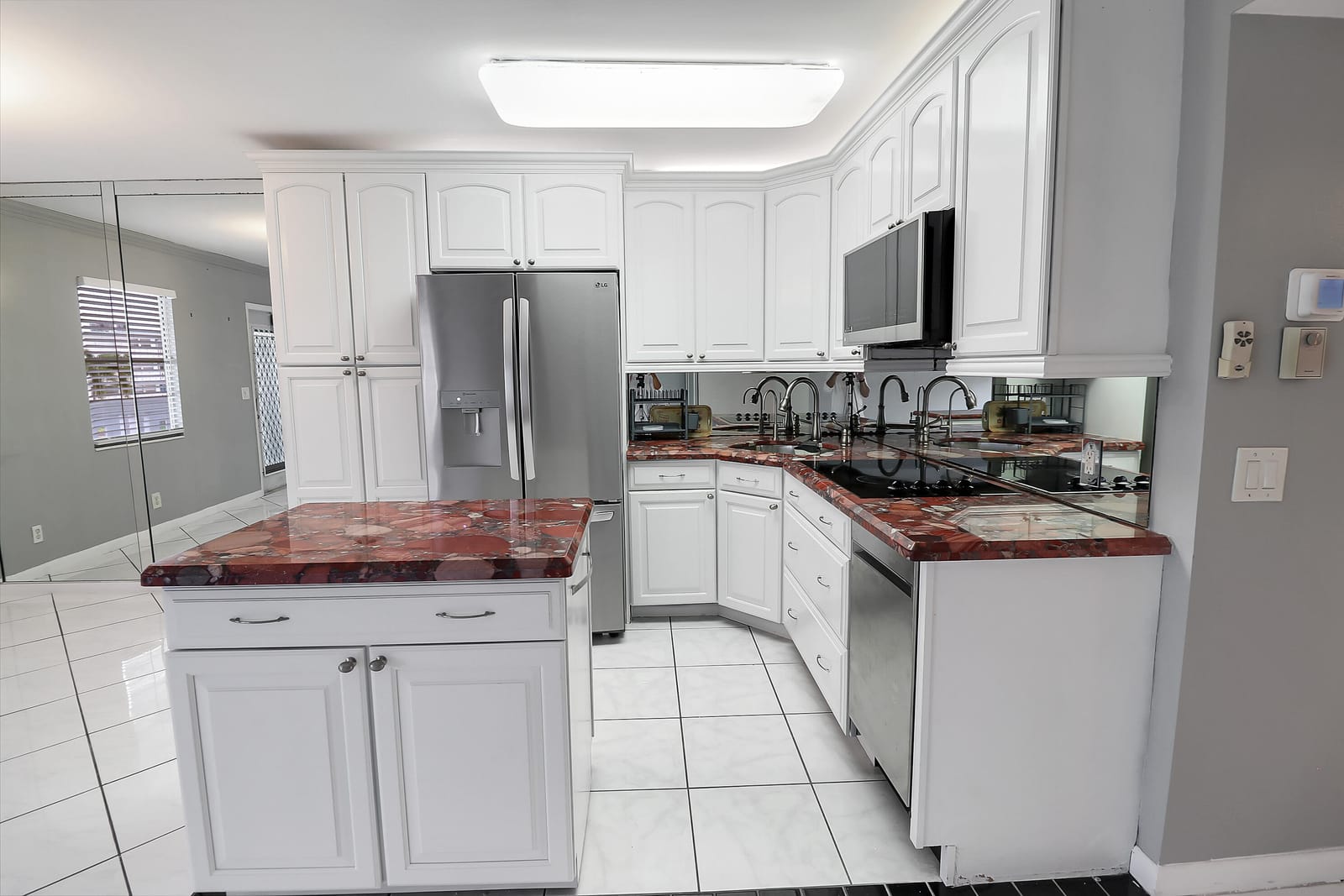 3061 EXETER D — photo 11