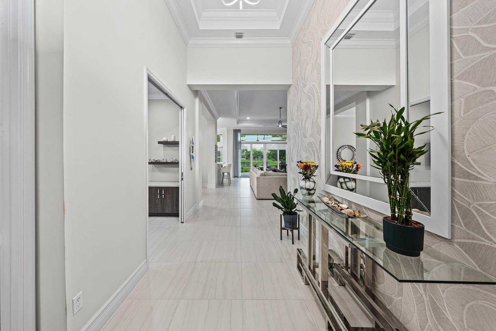 8223 Majestic Mountain Drive — photo 6