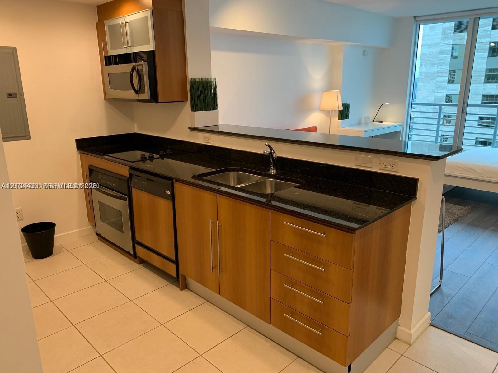 335 S Biscayne Boulevard 3406, Miami, FL 33131 photo 4