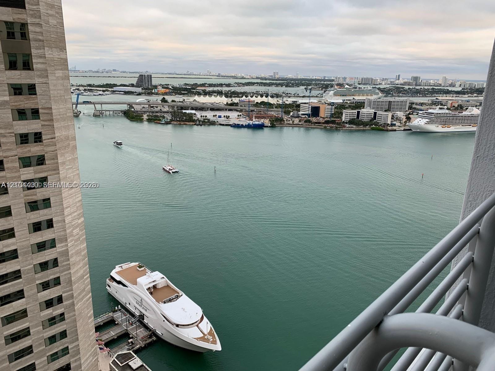 335 S Biscayne Boulevard 3406, Miami, FL 33131