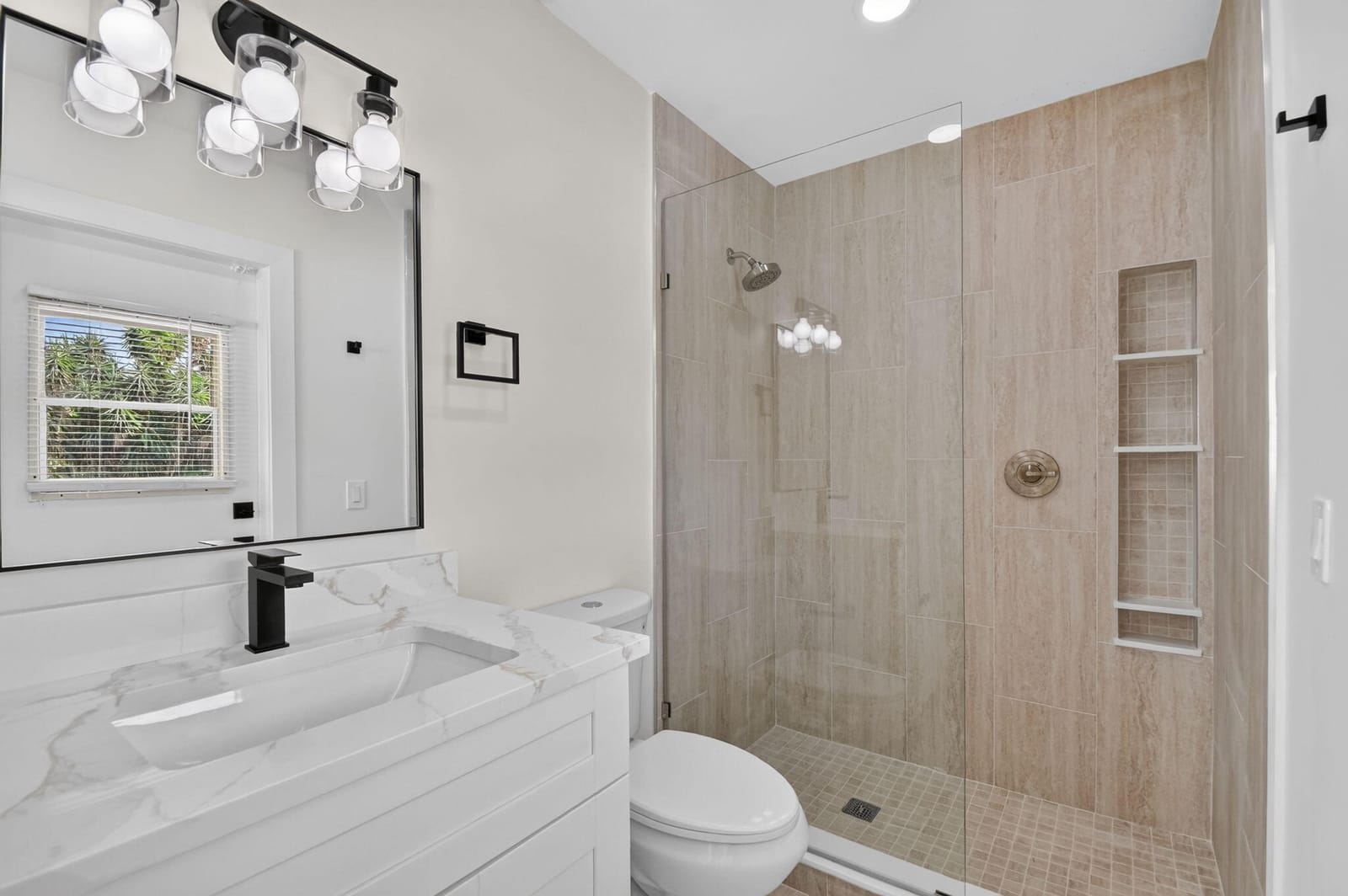 8213 Rose Marie Avenue W, Boynton Beach, FL 33472 photo 22