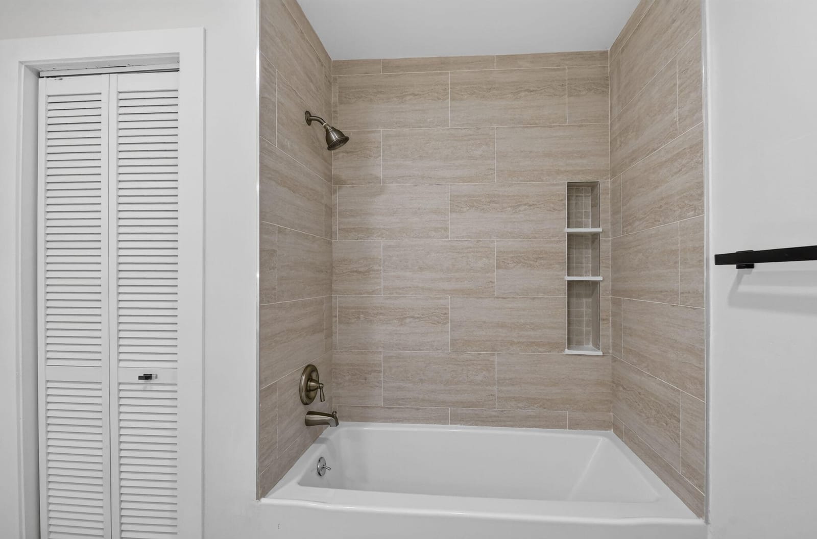 8213 Rose Marie Avenue W, Boynton Beach, FL 33472 photo 28