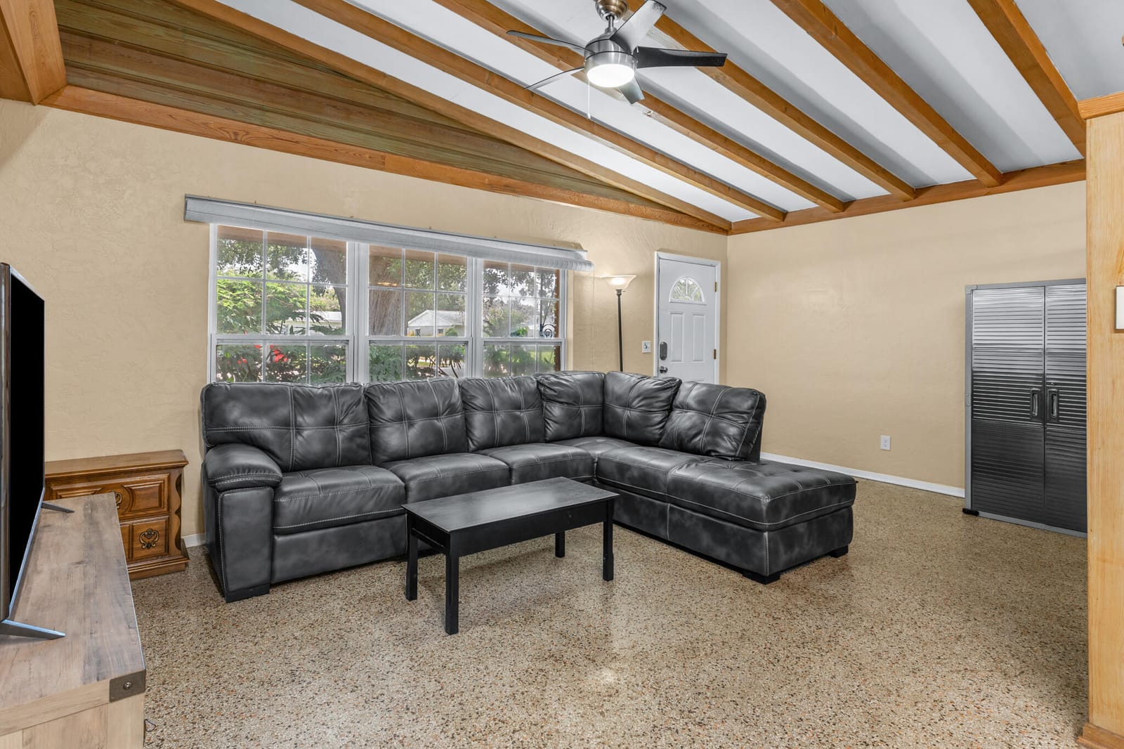 2456 CORTEZ Avenue, Vero Beach, FL 32960 photo 3