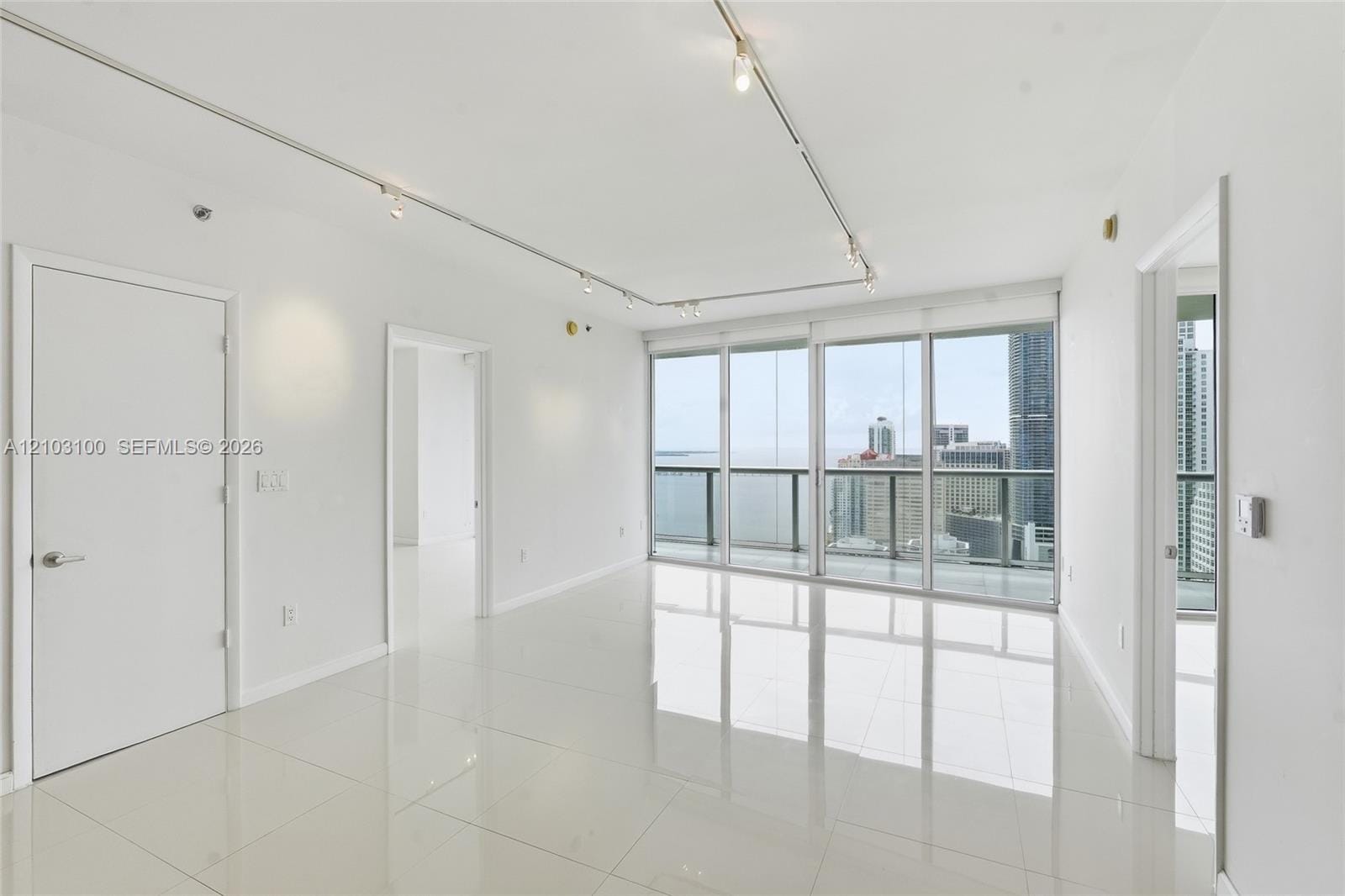 495 Brickell Avenue 4003 — photo 11
