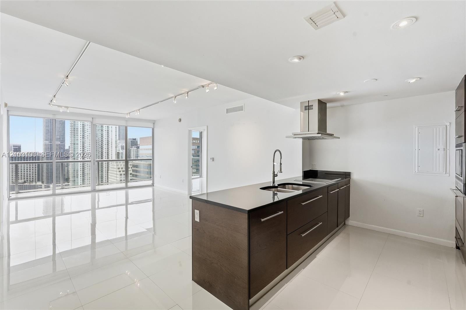 495 Brickell Avenue 4003 — photo 4