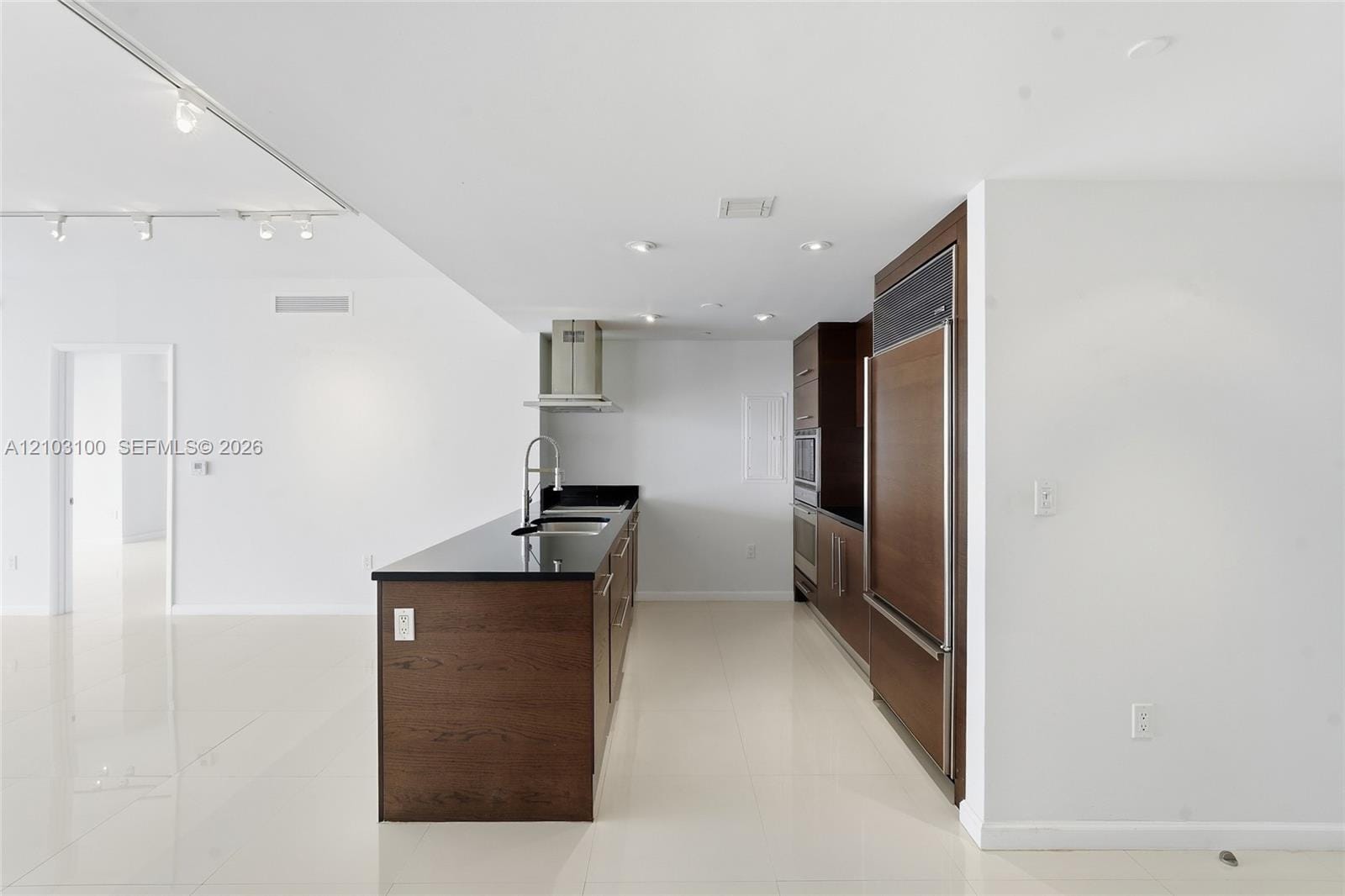 495 Brickell Avenue 4003 — photo 7