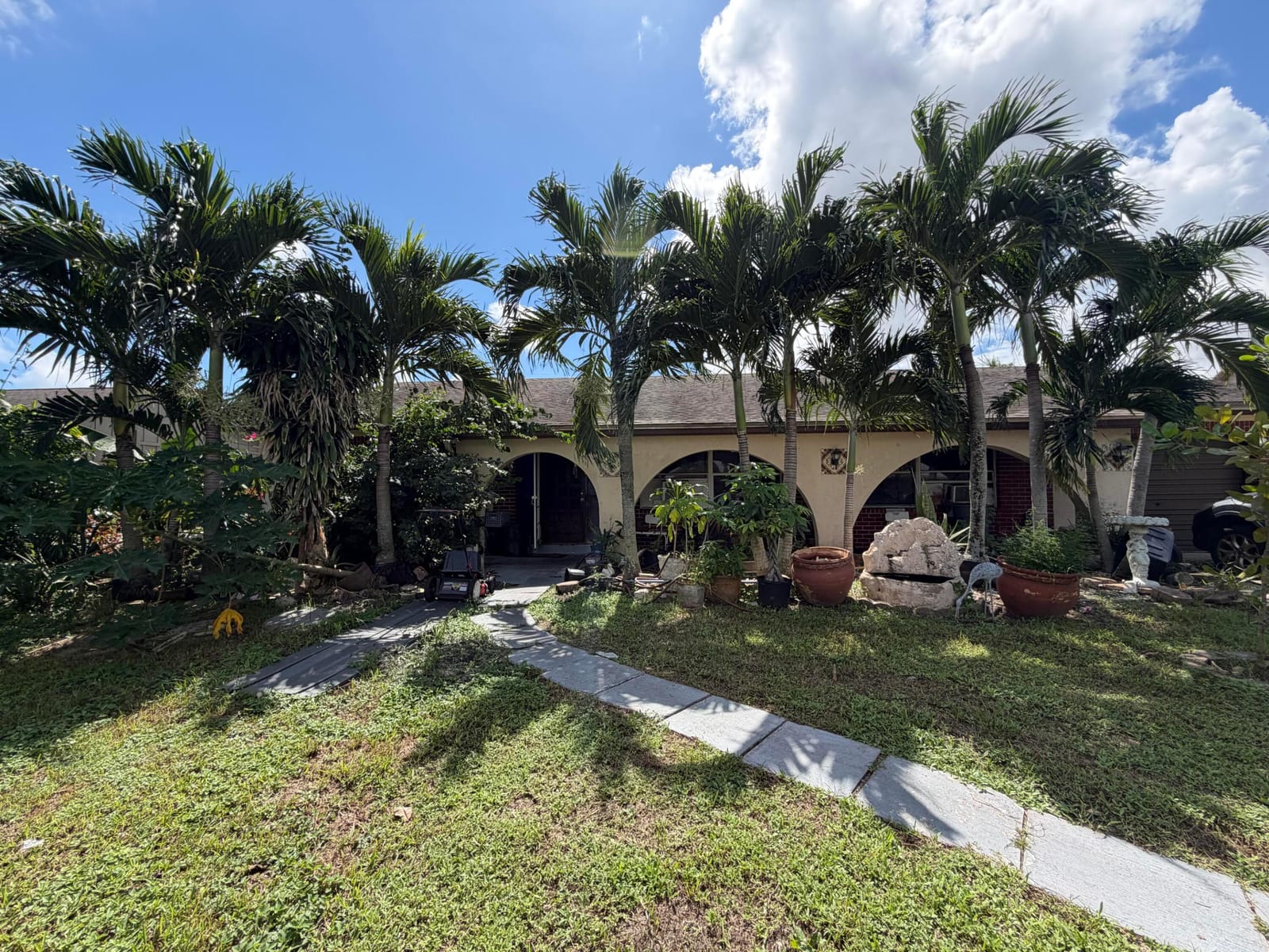 3464 ARTESIAN Drive — photo 1