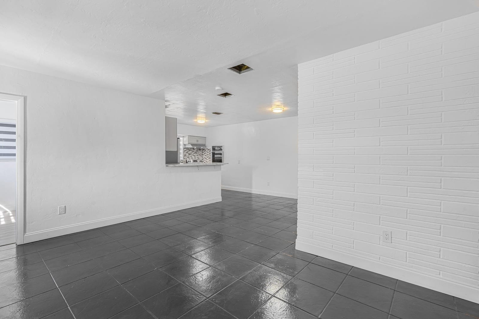 3907 SW 59TH Avenue 1, West Park, FL 33023 photo 10