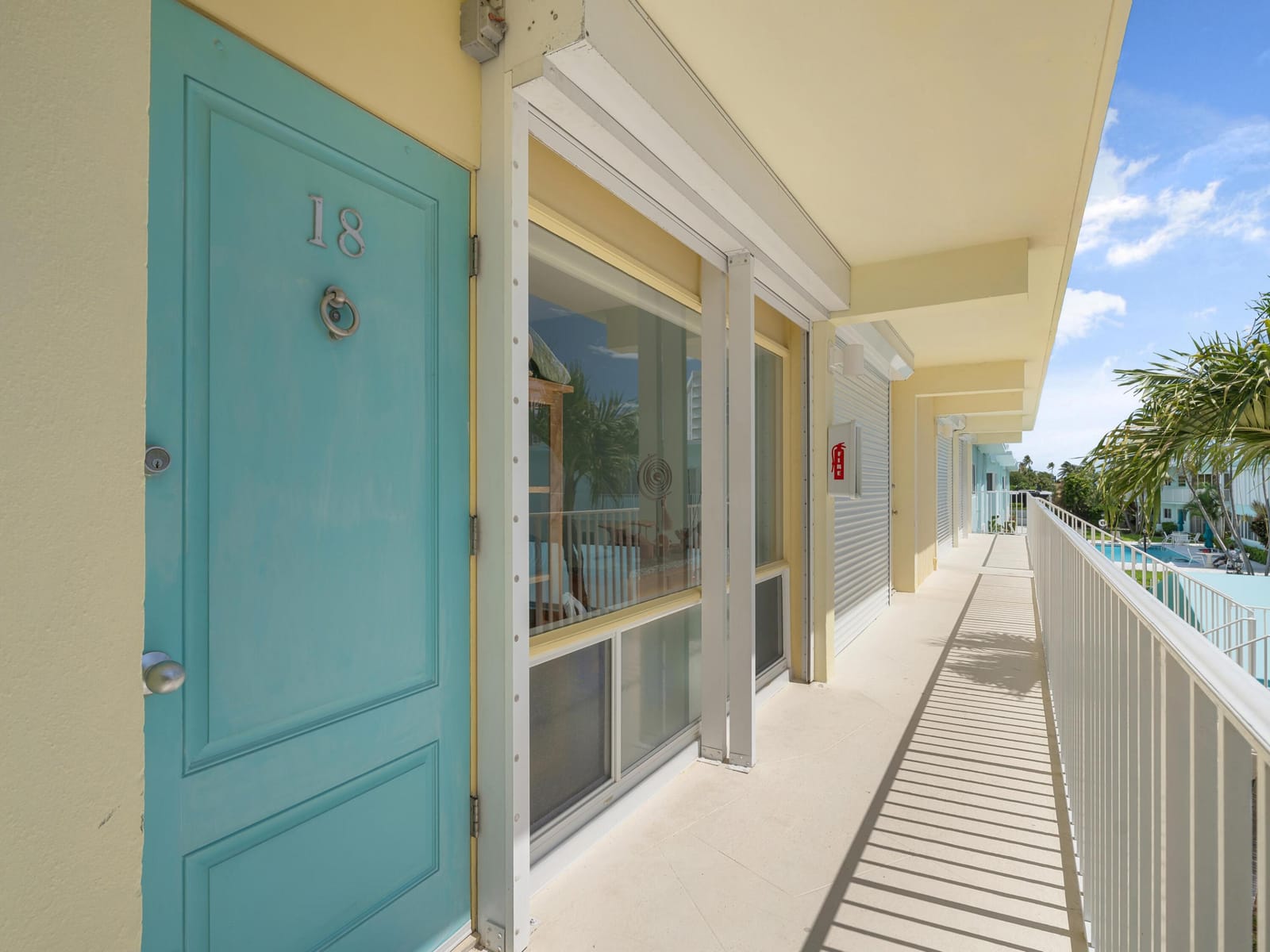 3037 Harbor Drive 18, Fort Lauderdale, FL 33316 photo 2