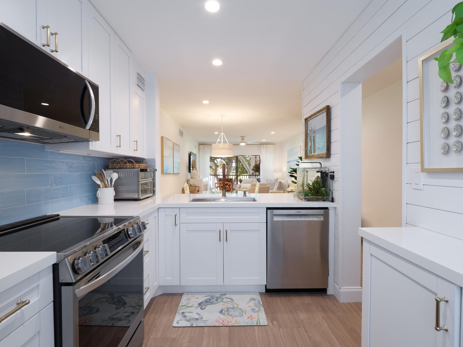 12830 Briarlake Drive 203 — photo 7